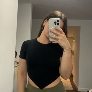V front crop top
